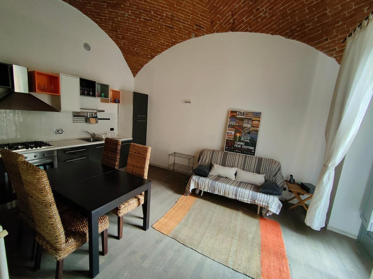Accogliente Appartamento Tipo Loft Turin Bagian luar foto